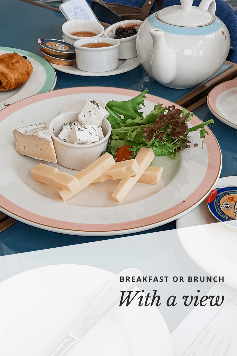 breakfast or brunch with a&nbsp;view